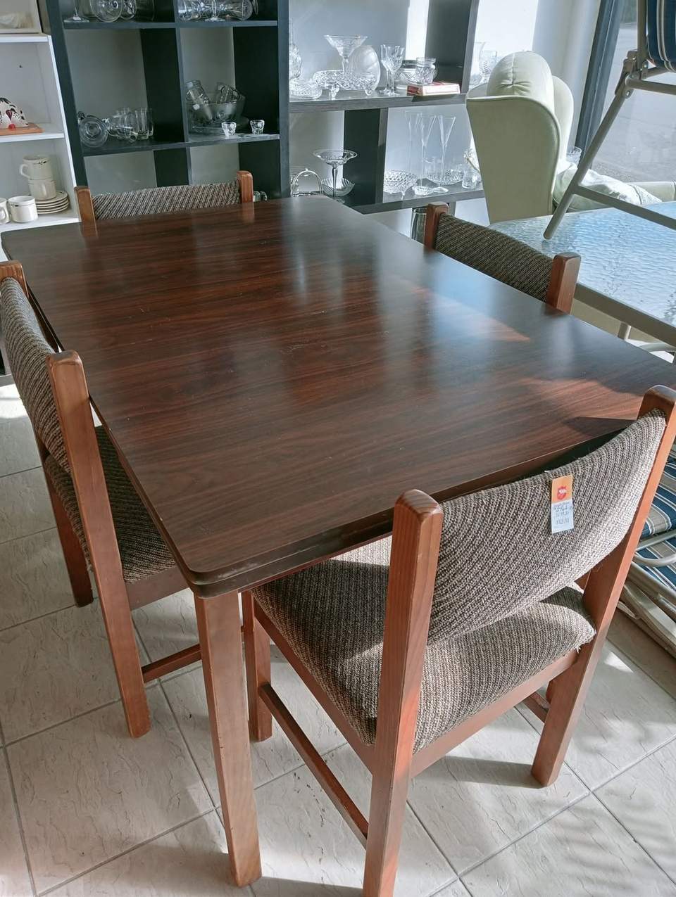 Table and chairs $125