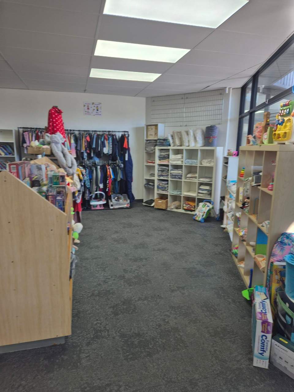 ❤️ Come in and see our lovely renovated shop, beautiful displays, new stock, awesome bargains ❤️