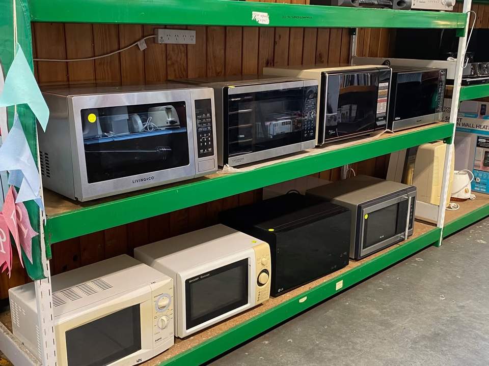 Hi There! Me Again! Have I got some deals for you! Toasters - Half Price - Microwaves from $25. Tested and electrically certified. We also have a good range of pcs checked and ready to go with a 30 day warranty. Want to know more? Call the shop 04-5677-111 option 0.