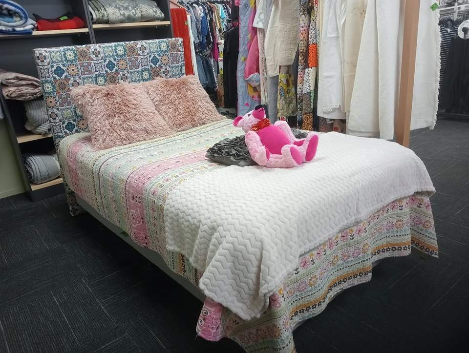 OK STRATFORD… WE’VE BEEN A LITTLE QUIET, BUT WE’RE BACK!
We haven’t posted much lately because we’ve been absolutely under the pump behind the scenes — but the shop certainly hasn’t been standing still!
And first up… somebody PLEASE give this guy a new home
 FUTON SOFA BED — JUST $10!
Yep. TEN DOLLARS.
It’s been hanging around with us for far too long and we reckon it’s time it packed its bags!
 Perfect for a spare room, sleepout, flat or somewhere you just need an extra bed.
 Lovely King Single Bed — $68
AND…
 We have a near-new QUEEN BED being made up as we speak!
We’ll get photos up as soon as it’s ready, so FOLLOW OUR PAGE & KEEP YOUR EYES PEELED because you’re going to want to see this one.
We’ve got plenty more happening in store too, so if you haven’t visited us for a while, it might be time for another treasure hunt!
 QUICK QUESTION…
What do you want us to post MORE of?
 Furniture
 Clothing
 Electricals
 Vintage & unusual finds
 Crazy cheap bargains
Drop yours in the comments!
 And tag your bargain-hunting mate who needs to know about that $10 futon!
 Stratford Hospice Shop
 Tuesday–Friday | 9am–3pm
 Saturday | 9am–1pm
 Every purchase helps support Hospice care across Taranaki.
And seriously… someone come get this futon.