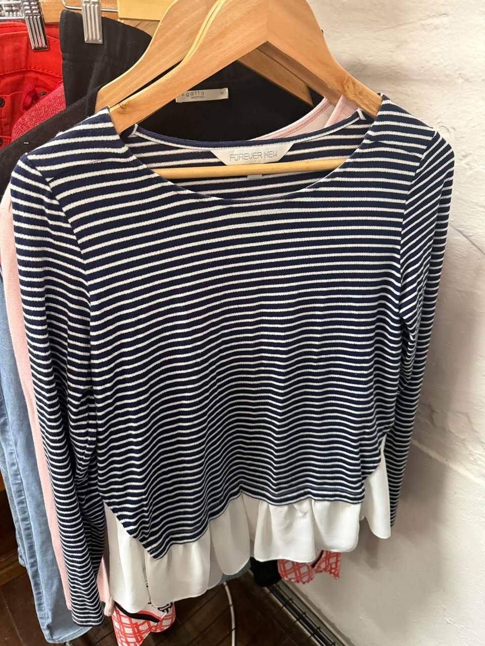 We have some AMAZING treasures in the Clarendon Community Op Shop! A vintage pleating machine, for the smocking and sewing creatives A BRAND NEW trampoline, ready for summer nights in the yard Quality antiques and bric a brac Brand name clothing and accessories- some new with tags! Pop in and see us- open 11-3 this weekend!