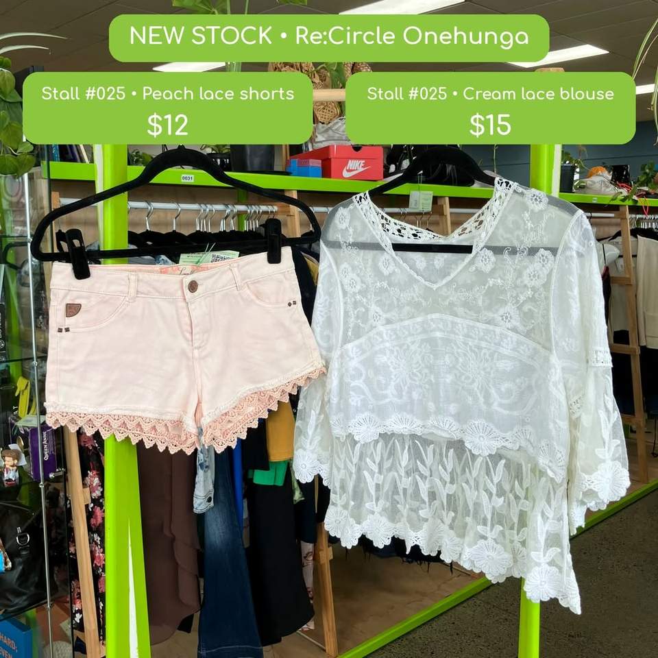 NEW STOCK ALERT — ONEHUNGA!
Spring style has landed at Re:Circle Onehunga, with four fresh finds across Stalls #025 and #056:
 Peach lace shorts — $12
 Cream lace blouse — $15
 Lioness strapless denim top, size M — $30
 One Teaspoon denim shorts, size 28 — $30
Only one of each, so if something catches your eye, be quick!
 Re:Circle Onehunga
252 Onehunga Mall
At the top roundabout in the big green building
SELLERS: Spring is here—which means it’s time for a tidy-up! Clear out the clothes you no longer wear, book a stall and let Re:Circle do the selling while you track your sales online.
#ReCircleOnehunga #Onehunga #NewStock #SpringStyle #SecondhandFashion #ShopLocalAuckland #OnlyOne #DeclutterForSpring #SellYourStuff #CircularFashion