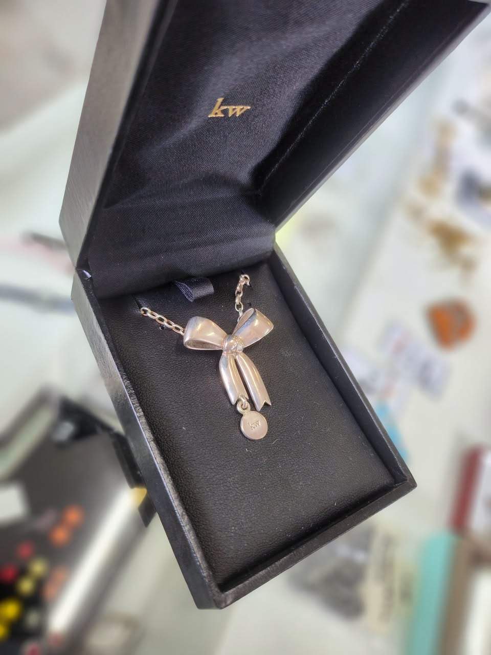 Morning Waitara...beat the Monday blues with a visit to us! We're busy prepping the store for the week with some real treasures! Open till 3pm. Afterpay available!