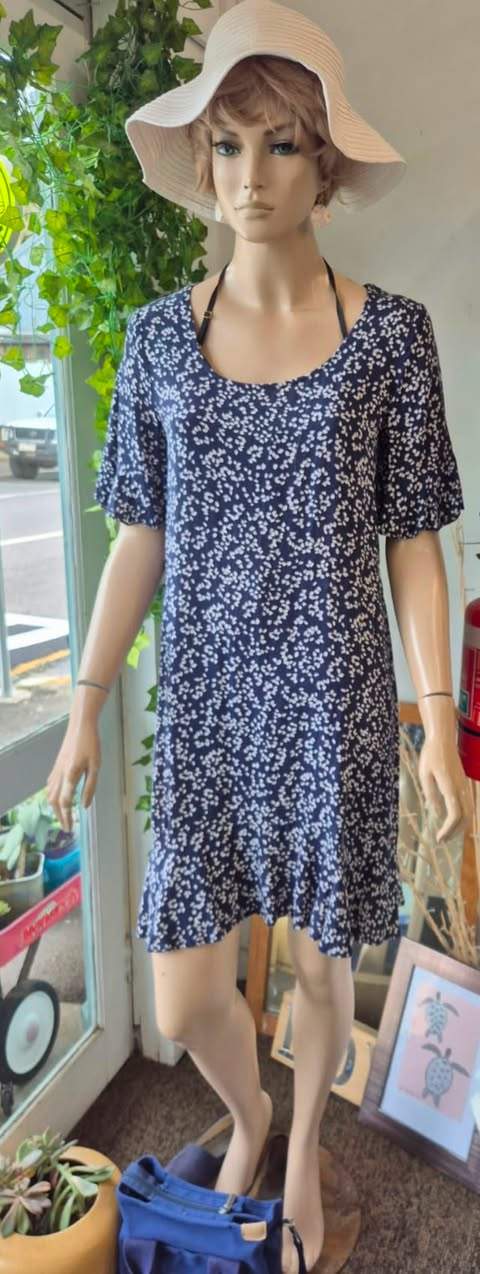 Dresses
 may be simple, but they do know how to shine