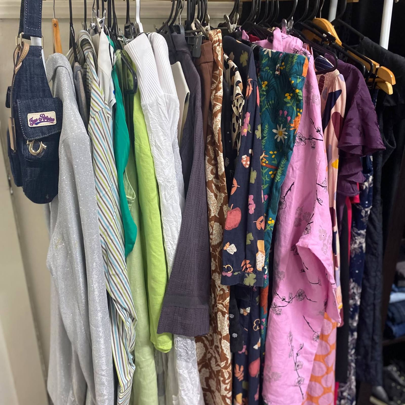Photo from Amity Place Thrift Shop Keperra