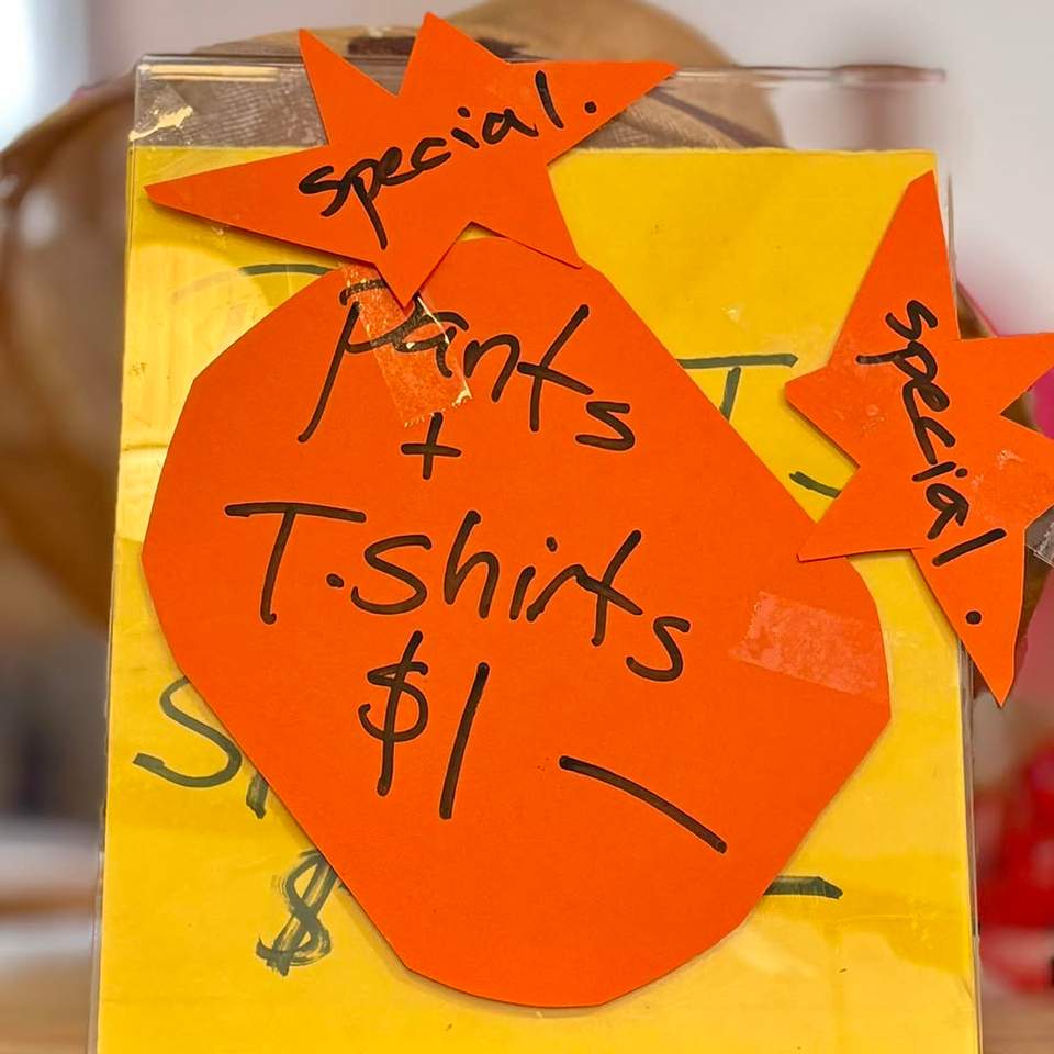 Whoever heard of all T-shirts and pants (ladies’ and men’s) at such low prices? Don’t miss out on these great bargains! Call in soon, before they walk out the door!
We’re at 33 Mechanics Road Red Hill Vic and open Tues, Weds, Fri and Sat from 10 am to 1 pm.
Proudly supporting Peninsula Home Hospice and other local nonprofits.