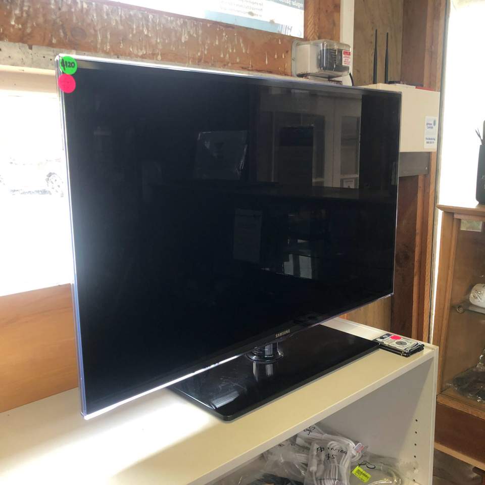 THE TREASURE TROVE HAS BEEN RESTOCKED!
Your wallet has been warned. Your house has been warned. Your significant other has definitely NOT been warned.
 Cabinet – $20
Perfect for storing things you forgot you owned.
 Table – $100
Big enough for dinner, board games, arguments and possibly a small family reunion.
 Shoulder Guards – $10
Because you never know when life is going to turn into a medieval jousting tournament.
 TV – $120
For watching shows about people buying things they absolutely don't need.
 Washing Machine – $120
Because apparently washing clothes by standing in the shower wearing them isn't a long-term solution.
 Cup & Saucer Set – $10
Fancy enough to make your morning cuppa feel like it has a trust fund.
 Trash Palace
20 Broken Hill Road, Kenepuru, Porirua
Come have a rummage. You never know what treasure is hiding in the Palace!
Turning trash into treasure, one questionable purchase at a time.
