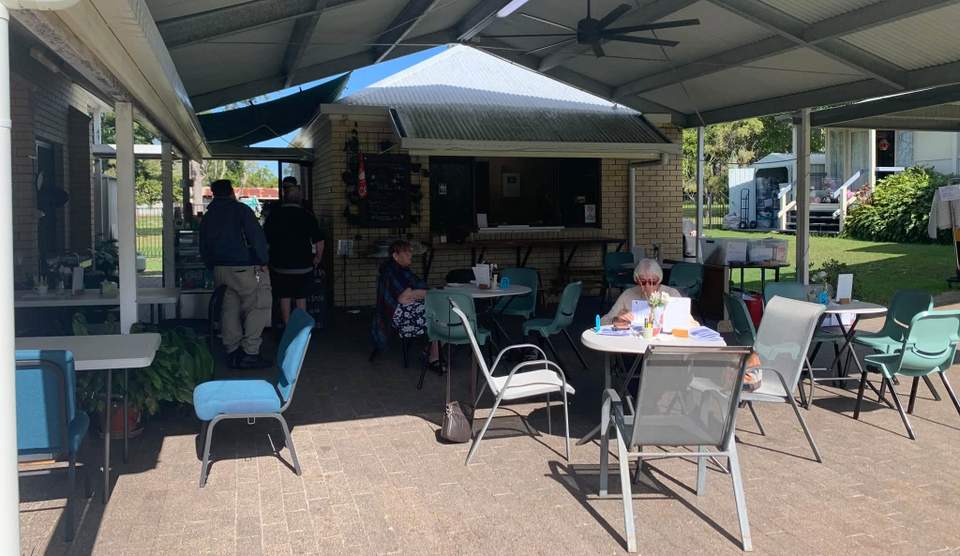 Freshwater Anglican Op Shop 43 Park Rd Deception Bay Wednesday 16 September 9-2pm This Weeks Bargains: Lots of Denims all $2 Track Suit Pants all $2 Why not team them with a bargain rail $2 top and also enjoy coffee and cake or toastie at our cafe? Best prices around-See you There