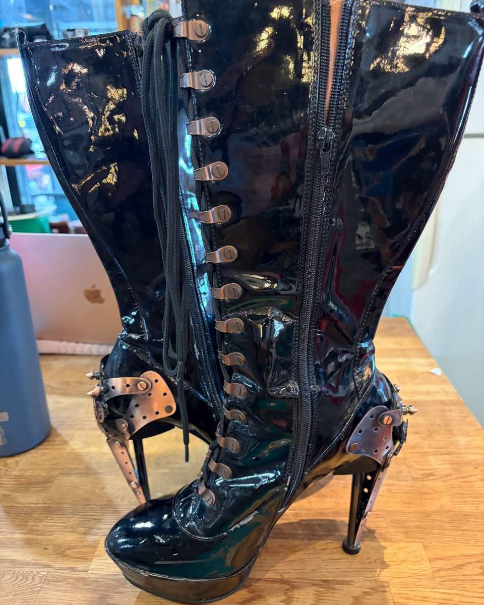 Practical? Perhaps not. Spectacular? Definitely!
These incredible steampunk stiletto boots have hit the floor, and we are pretty sure they won't stick around too long.
The Shed
Open 7 days | 9am to 5pm
NEW: Sip & Shop 5-7pm Fridays
4/1 Dairy Rd, Fyshwick