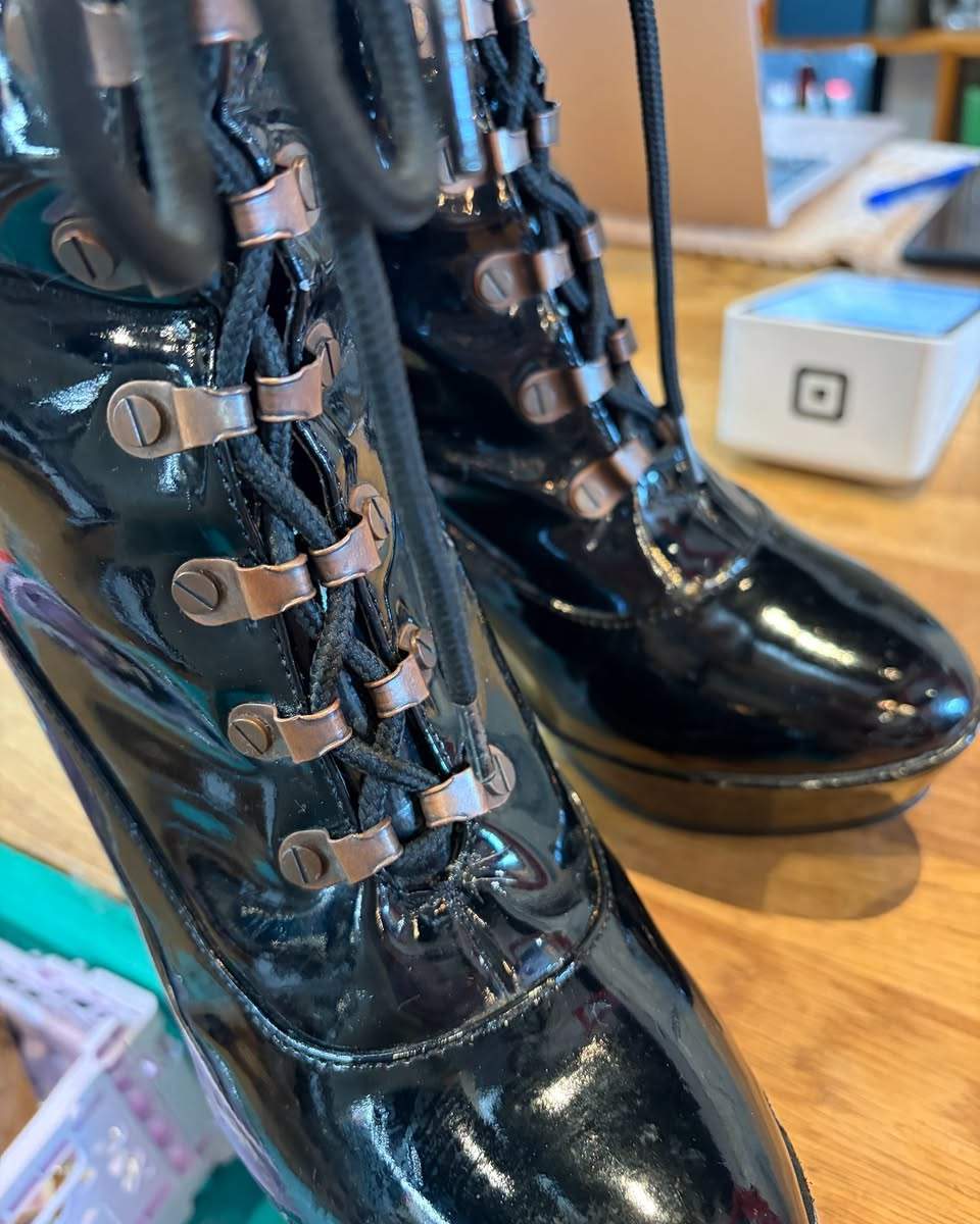 Practical? Perhaps not. Spectacular? Definitely!
These incredible steampunk stiletto boots have hit the floor, and we are pretty sure they won't stick around too long.
The Shed
Open 7 days | 9am to 5pm
NEW: Sip & Shop 5-7pm Fridays
4/1 Dairy Rd, Fyshwick