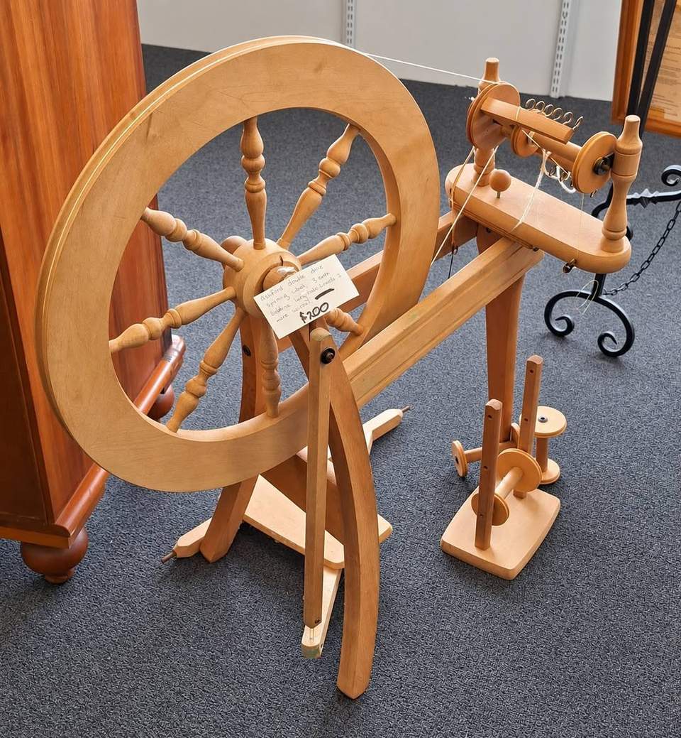 Furniture, decor, antiques, original art & more!
New stock going out daily, here is just a little peek of today in-store

𝘗𝘭𝘦𝘢𝘴𝘦 𝘯𝘰𝘵𝘦: 𝘈𝘭𝘭 𝘴𝘢𝘭𝘦𝘴 𝘢𝘳𝘦 𝘪𝘯𝘴𝘵𝘰𝘳𝘦 𝘰𝘯𝘭𝘺, 𝘯𝘰 𝘩𝘰𝘭𝘥𝘴, 𝘯𝘰 𝘱𝘢𝘺𝘮𝘦𝘯𝘵 𝘷𝘪𝘢 𝘱𝘩𝘰𝘯𝘦 𝘰𝘳 𝘪𝘯𝘵𝘦𝘳𝘯𝘦𝘵. 𝘗𝘭𝘦𝘢𝘴𝘦 𝘯𝘰𝘵𝘦 𝘪𝘵𝘦𝘮𝘴 𝘮𝘢𝘺 𝘩𝘢𝘷𝘦 𝘢𝘭𝘳𝘦𝘢𝘥𝘺 𝘴𝘰𝘭𝘥 𝘢𝘵 𝘵𝘩𝘦 𝘵𝘪𝘮𝘦 𝘰𝘧 𝘵𝘩𝘪𝘴 𝘣𝘦𝘪𝘯𝘨 𝘱𝘰𝘴𝘵𝘦𝘥. 𝘍𝘰𝘳 𝘶𝘳𝘨𝘦𝘯𝘵 𝘦𝘯𝘲𝘶𝘪𝘳𝘪𝘦𝘴 𝘱𝘭𝘦𝘢𝘴𝘦 𝘤𝘰𝘯𝘵𝘢𝘤𝘵 𝘰𝘶𝘳 𝘴𝘵𝘰𝘳𝘦 𝘷𝘪𝘢 (𝟢𝟫) 𝟦𝟥𝟪 𝟥𝟨𝟤𝟥 𝘢𝘴 𝘵𝘩𝘪𝘴 𝘱𝘢𝘨𝘦 𝘪𝘴 𝘯𝘰𝘵 𝘮𝘰𝘯𝘪𝘵𝘰𝘳𝘦𝘥 𝟤𝟦/𝟩.