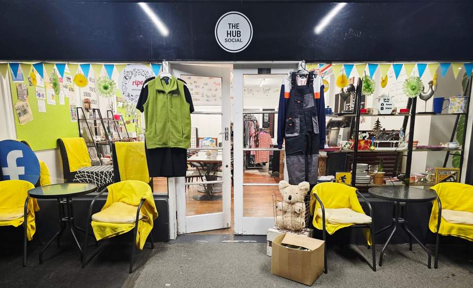 We are open! & im ready to make your day. With loads of $5 clothes galore... come take a look today.
496 Fergusson Drive, Trentham Upper Hutt.