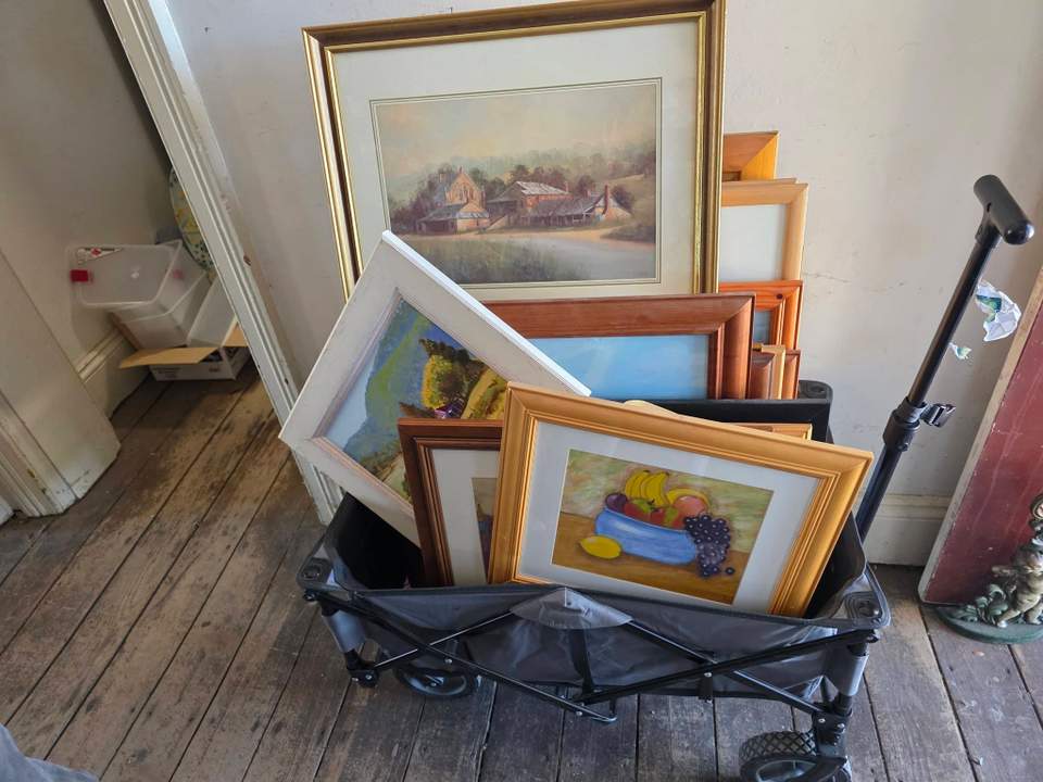 FLASH SALE !!! 9am onwards - Saturday 5th September on the OP Shop verandah (over the road from the Lions Riverside Market) Multiple pieces of artwork $20ea 2 racks of assorted clothing items BNWT No holds and only while stock lasts, so be sure to get there early so you don't miss out on a bargain.
