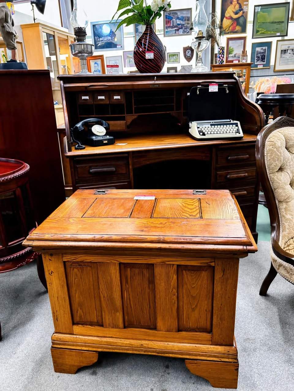 Country Treasures Tuakau
Open this Weekend

Saturday 9:30am-3pm
Sunday 10am-3pm
Monday & Tuesday CLOSED
 Buy & Sell – Unique antiques & quality collectibles
 Lay-By Options – Take home treasures today!
 Local Deliveries Available
 Find us at Corner of George & Jellicoe Ave, Tuakau
 Call us at 092369225
 www.countrytreasuresltd.com