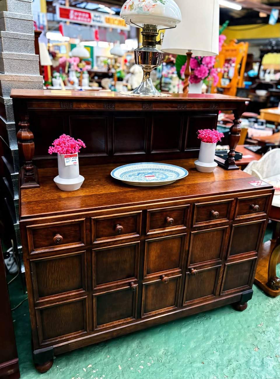 Country Treasures Tuakau
Open this Weekend

Saturday 9:30am-3pm
Sunday 10am-3pm
Monday & Tuesday CLOSED
 Buy & Sell – Unique antiques & quality collectibles
 Lay-By Options – Take home treasures today!
 Local Deliveries Available
 Find us at Corner of George & Jellicoe Ave, Tuakau
 Call us at 092369225
 www.countrytreasuresltd.com