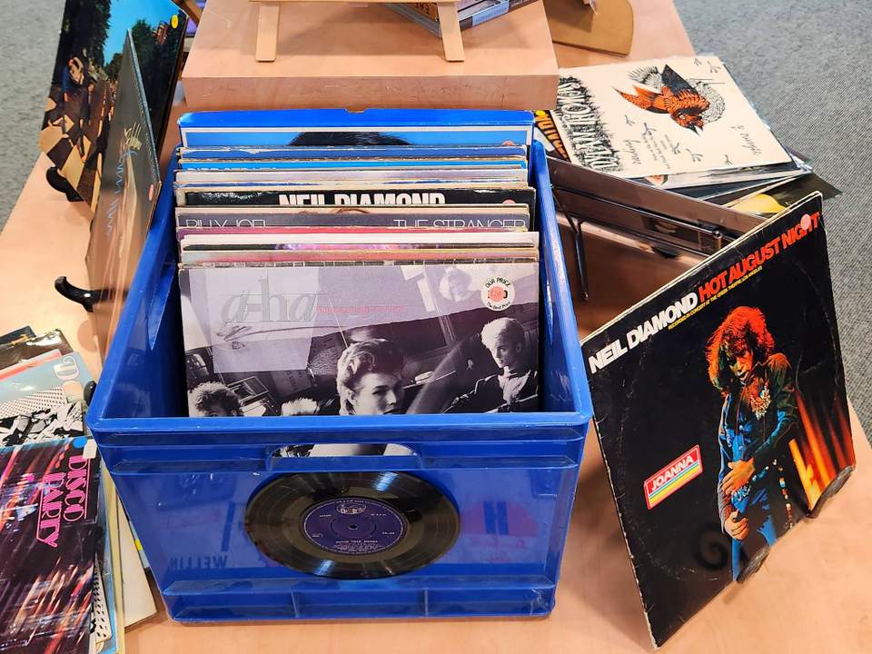 Groovy baby! Let the good times roll with all time classic LP records, cassettes and CD collectibles. 💃 🕺 These won't last long. No holds sorry. Just pop in-store. We are open 6days Mon-Fri 9am-5:30pm and Sat 9-5pm. Find us at 166 Tahunanui Drive, Nelson. See you soon 🎶 🎵 #charityshop #nelsontasmannz #habitatforhumanitynelson #fundraisingforacause #vintagefinds