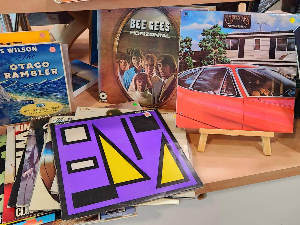 Groovy baby! Let the good times roll with all time classic LP records, cassettes and CD collectibles. 💃 🕺 These won't last long. No holds sorry. Just pop in-store. We are open 6days Mon-Fri 9am-5:30pm and Sat 9-5pm. Find us at 166 Tahunanui Drive, Nelson. See you soon 🎶 🎵 #charityshop #nelsontasmannz #habitatforhumanitynelson #fundraisingforacause #vintagefinds