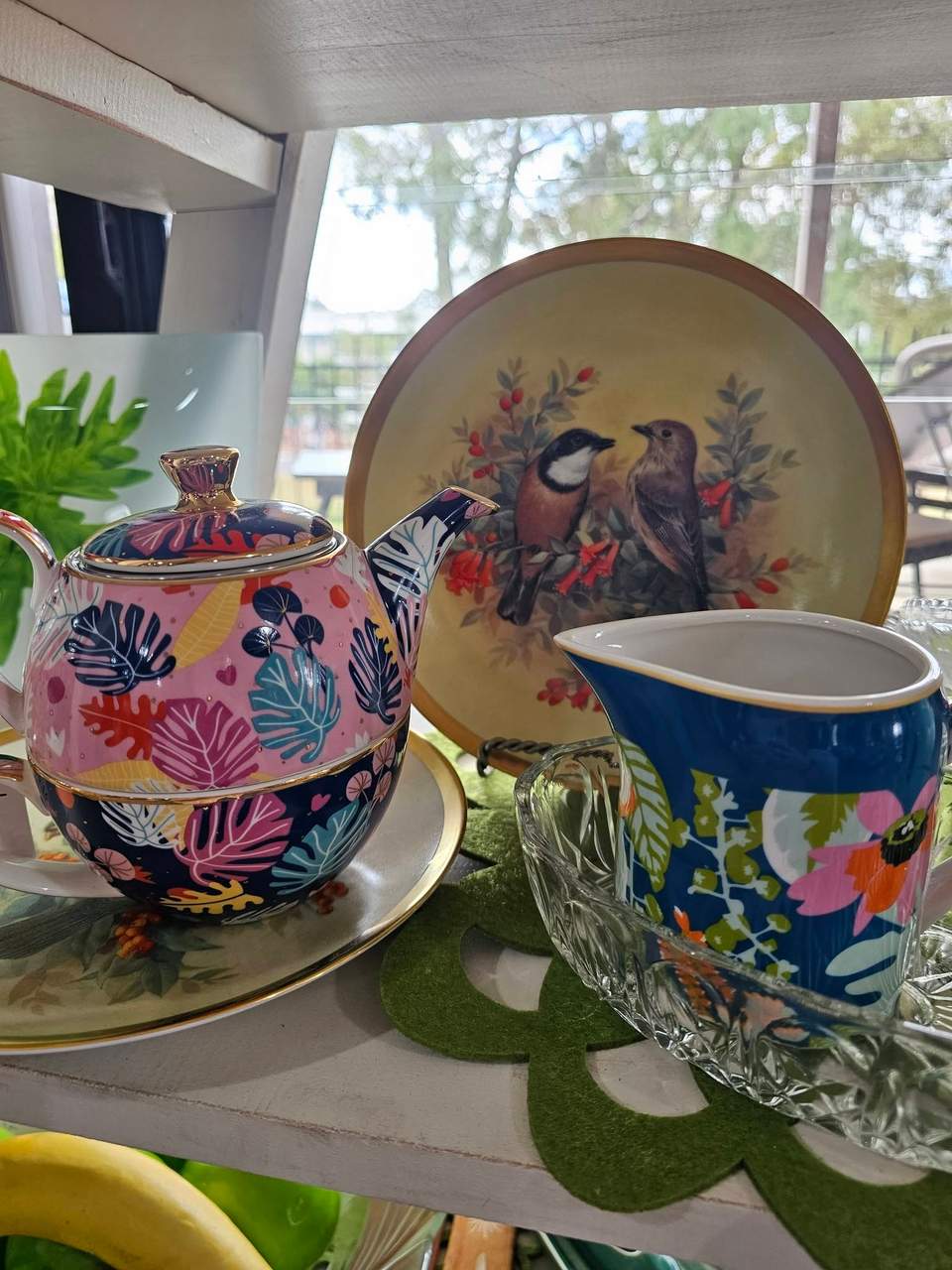 This N That Thrift Shop is in the grounds of Living Water Uniting Church 481 Broadwater Rd, Mansfield. Open Monday to Saturday 9.30am till 3pm. Plenty of off street parking and easy accessible entry.