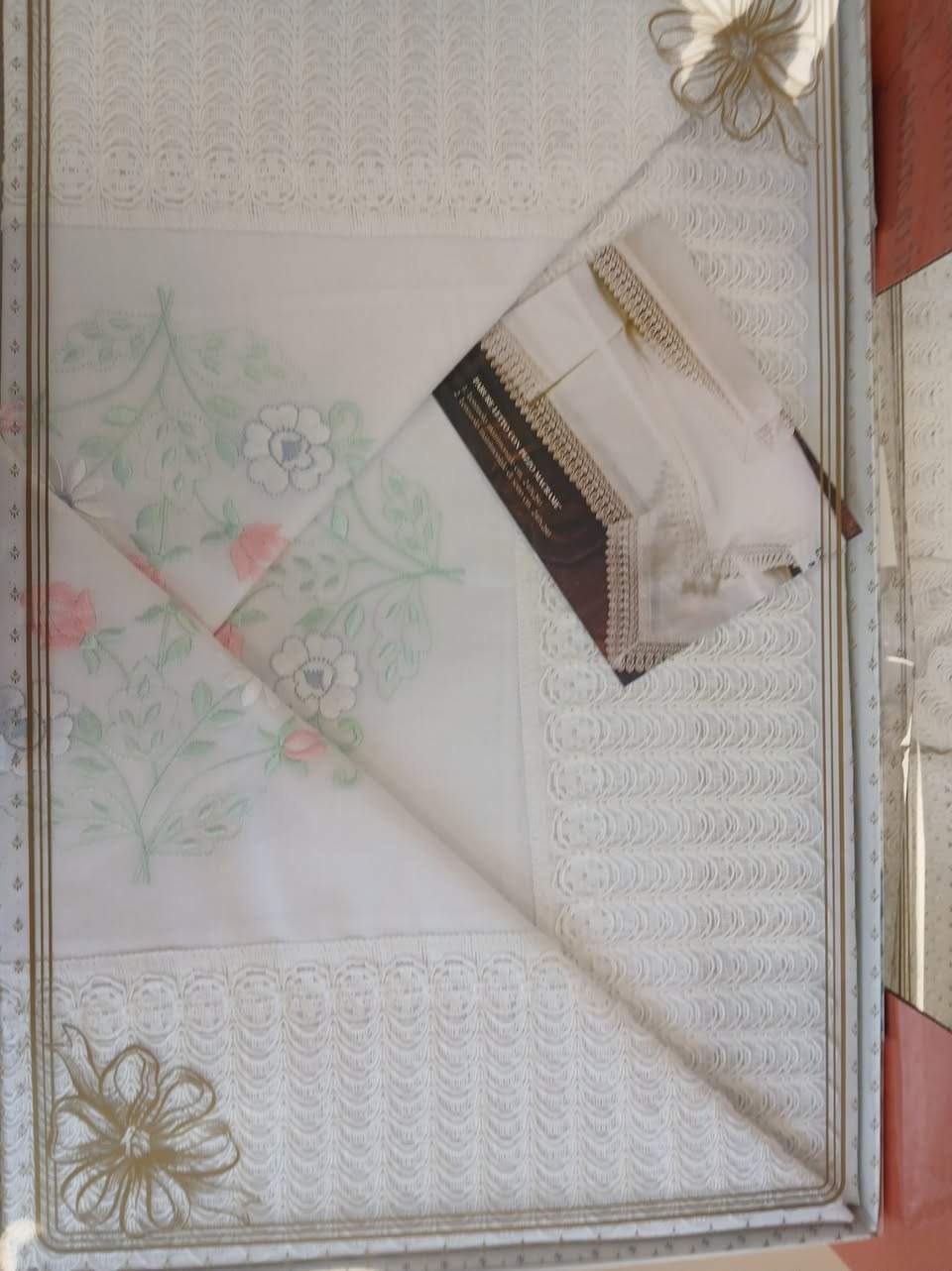 Exquisite Italian linen hand embroided sheets and pillow cases $50 hurry in going fast.