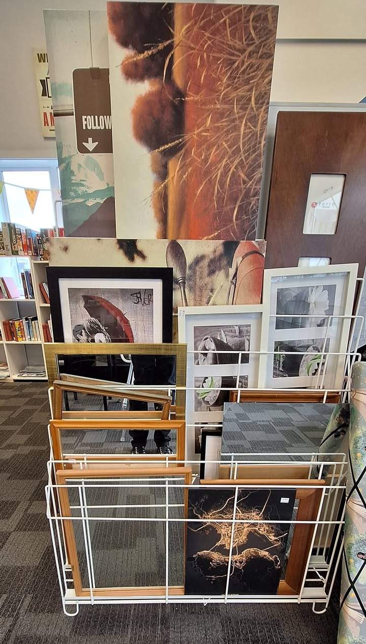 Happy Wednesday! Here's a sneak peek of the generous donations we have received
...
There's plenty more to see! Come in and have a look at 85 Kenepuru Drive. See you soon!