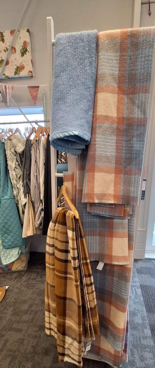 Happy Wednesday! Here's a sneak peek of the generous donations we have received
...
There's plenty more to see! Come in and have a look at 85 Kenepuru Drive. See you soon!