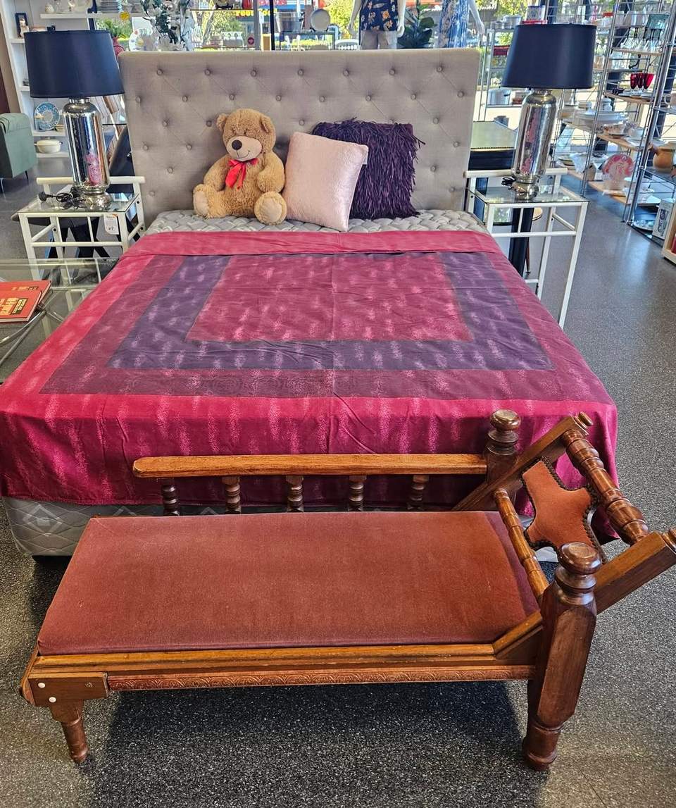 Thinking of upgrading your furniture or homewares, we've got you covered. A quick reminder this Saturday is the first Saturday of October and that means Brewed & Reused = yummy coffee and Seniors automatically receive 10% off any purchase. If after your visit your still looking for that certain piece, follow the link below and visit our Online store.
https://onlinestore.neighboursaid.org/