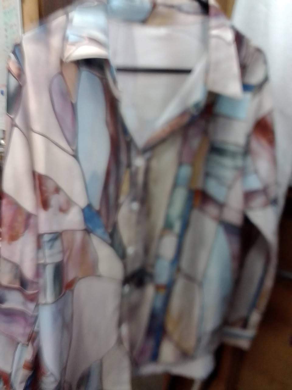 Bright retro shirts/blouses are the theme for this lovely spring day