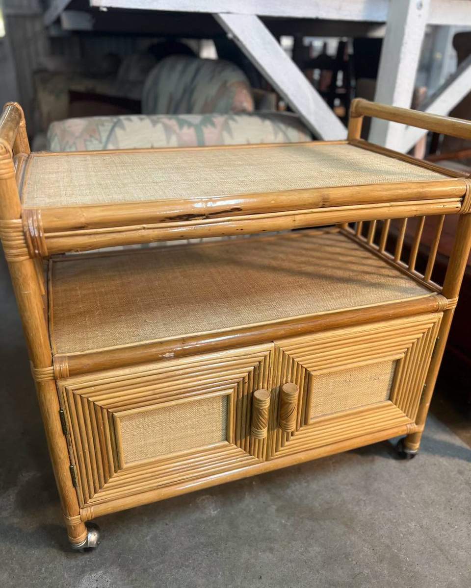Fresh off the truck… some beautiful pieces in great condition! 🌟 Open tomorrow 9-4!! ✅