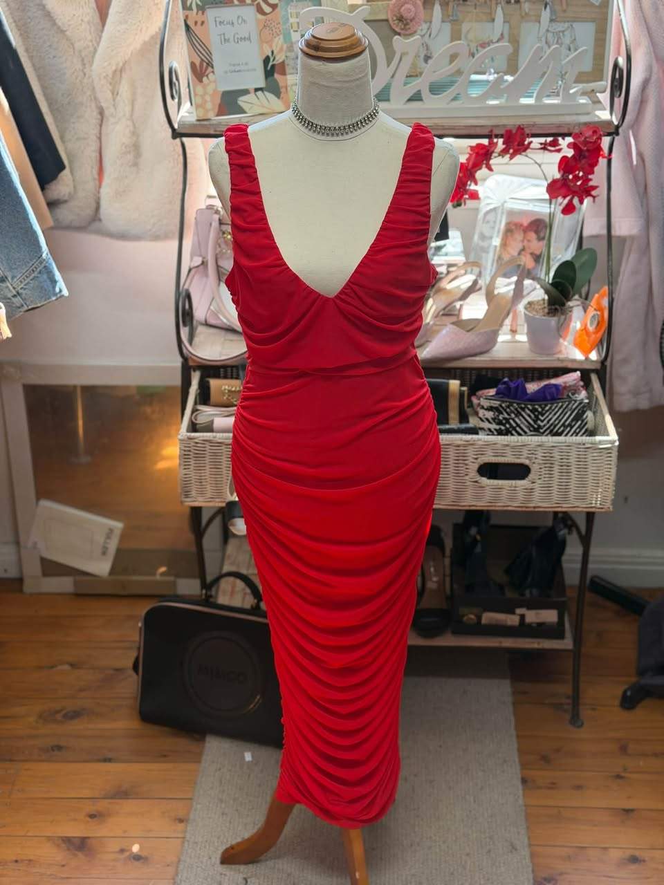 Have a special event coming up?
Wedding season, spring racing and school formals are here, and we’ve got some gorgeous dresses waiting to be discovered. Some are even brand new with tags!
Come and visit us, and see what amazing fashion gems you will find.
 Open today until 5pm. Saturdays from 9:30am - 3pm
 539 Galston Road, Dural