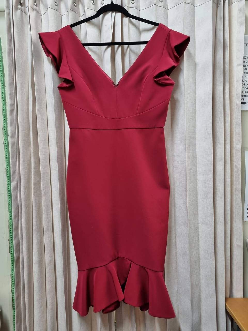 Get ready for Cup Day Celebrations.
We have all your outfit needs from Fascinaters to Footwear.