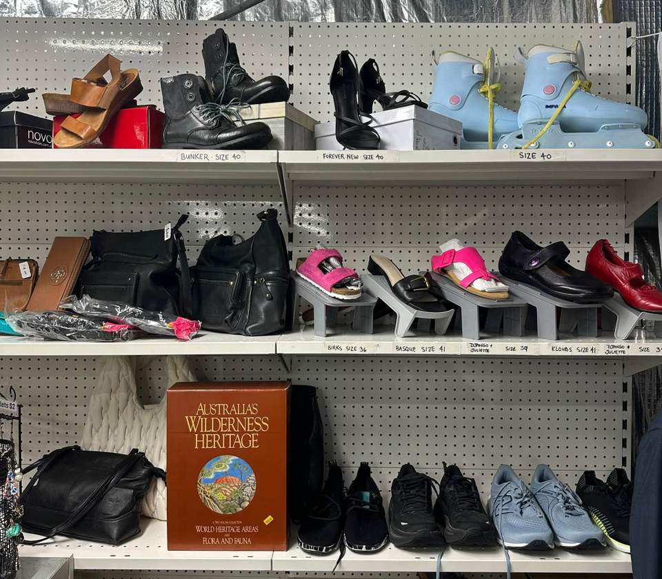 HORSHAM SALVOS OPEN TODAY 9am to 4pm
So many bargains
Come have a look at 31 Lynott Street