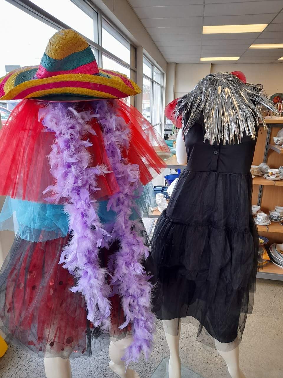 It's school holidays! Bring the kids in for a dress up day. All our Halloween stock is out in the shop

 Shop kind. Give back. Love local.
86 Macandrew Road
South Dunedin
027 801 3075
#HatoHone #stjohn #secondhand #opshopping #dunedin