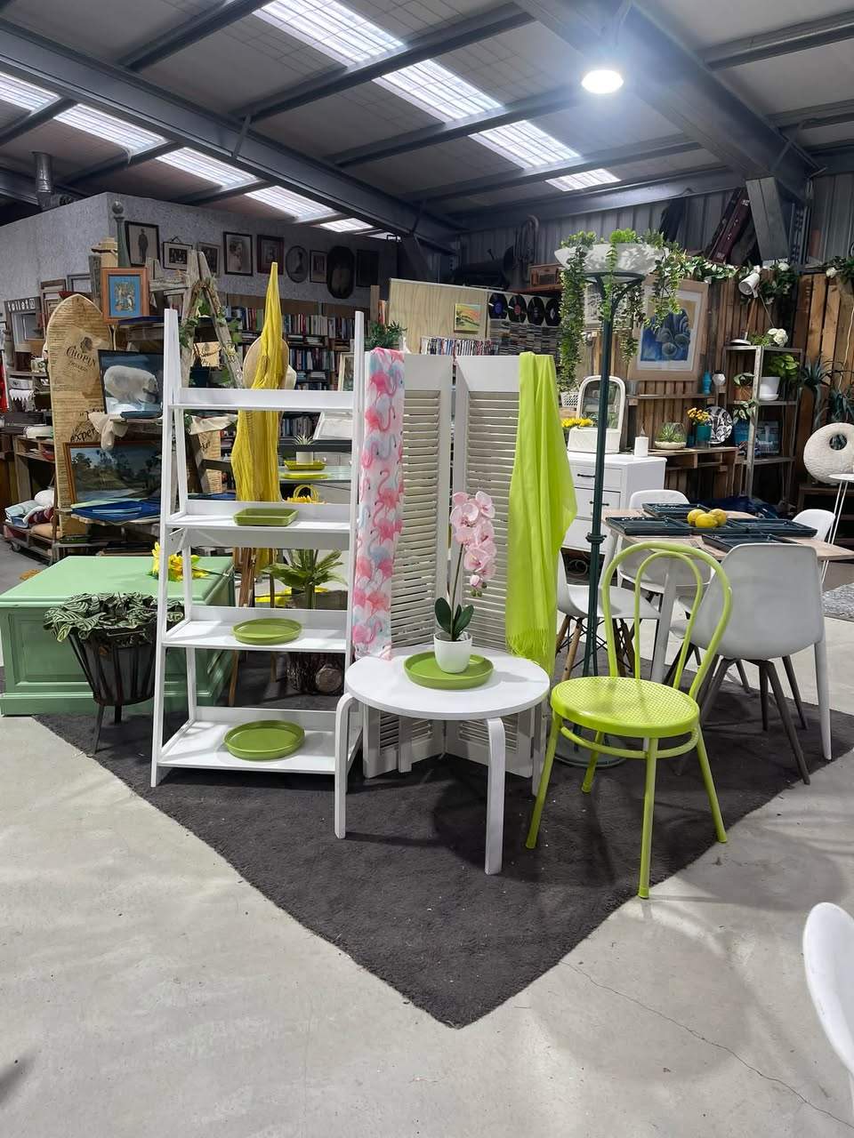 This week the shop is leaning into spring with vibrant displays showcasing more of our garden platters in a variety of sizes and colours. We have also come out punching with more warm weather clothing so get in quick to have a look.