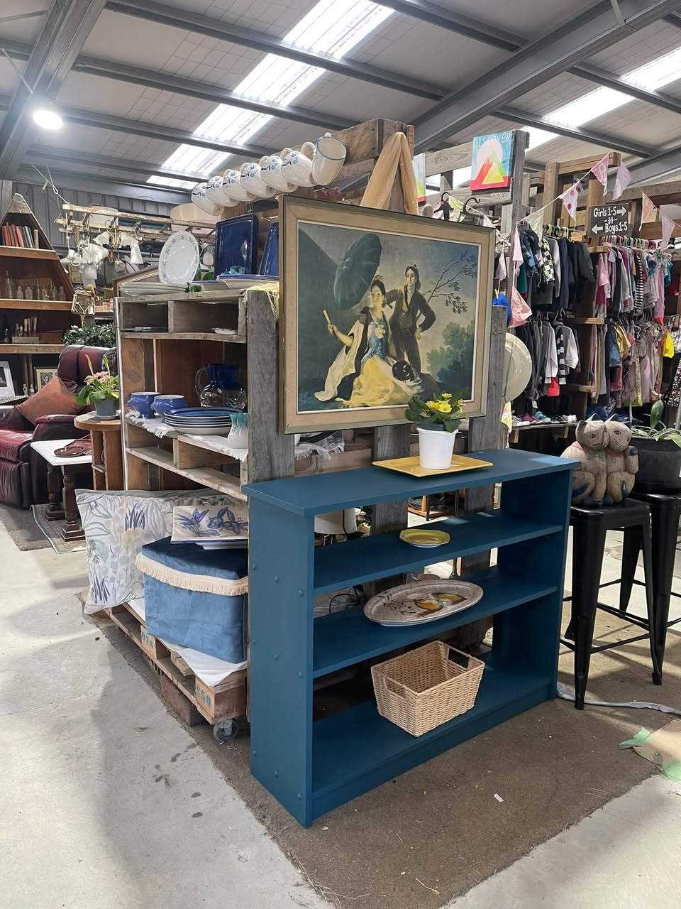 This week the shop is leaning into spring with vibrant displays showcasing more of our garden platters in a variety of sizes and colours. We have also come out punching with more warm weather clothing so get in quick to have a look.