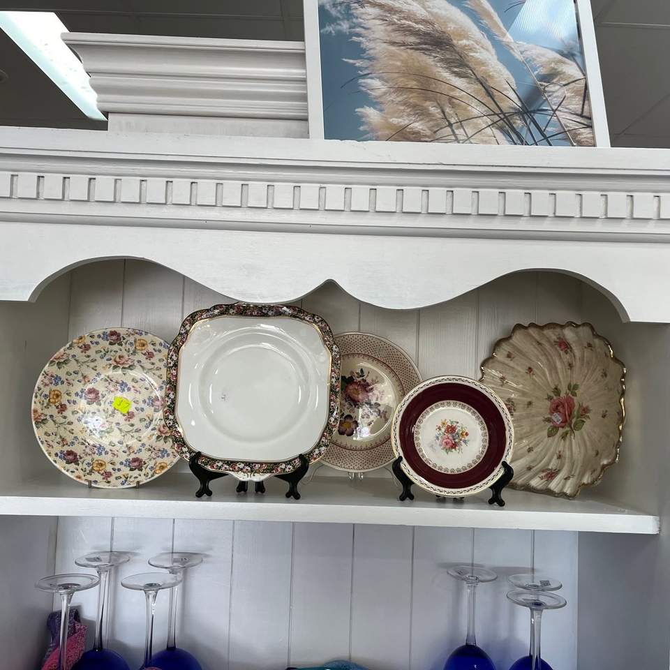 Happy New Year - We're back! We look forward to seeing you soon. Remember we have 3 great Op Shops Now - Thrift on Progress Street is open today open from 10am Monday - Saturday and Thrift Pop-Up Shop 4/217 Point Nepean Road, Dromana also open from 10am. #ordinarybravery #ourstory #ittakesavillage #togetherthereslife #community #morningtonpeninsula