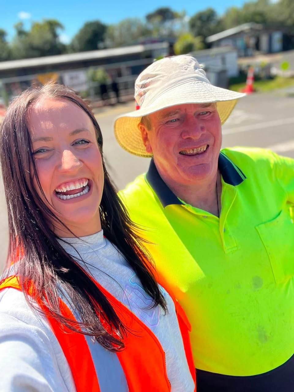 It really feels like Spring has sprung up at Site today!

Sun's out, team's vibing- even Matua is smiling
 ! Kaahu’s racks are full, and the DIY Yard is stacked with treasures.
We’re open until 5pm as always! Come and see us!
Enjoy the beautiful weather.