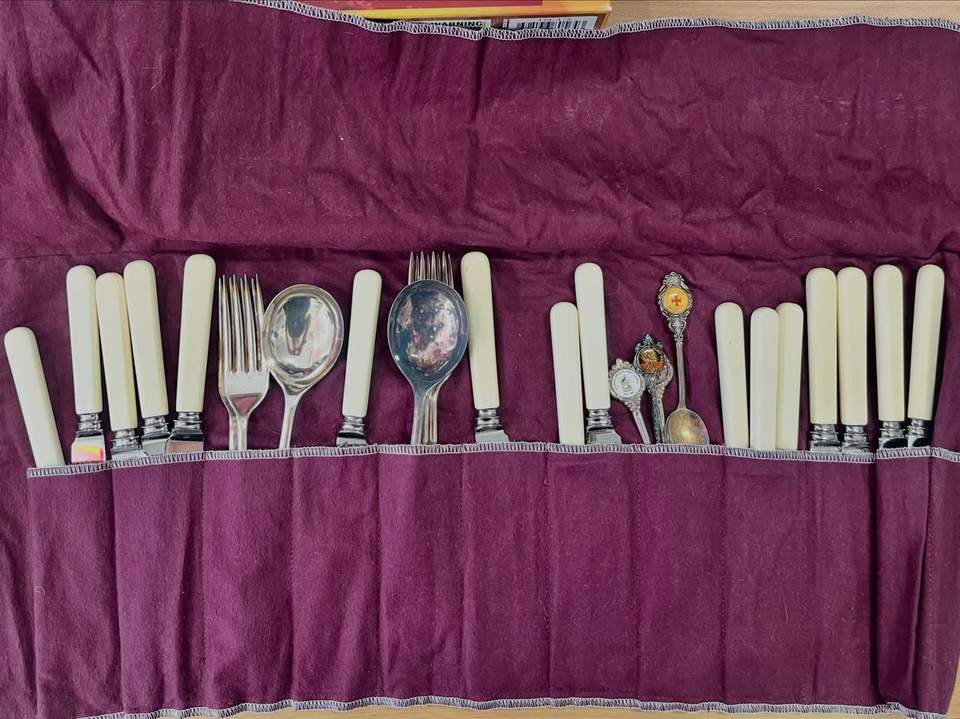Silverware $15 - $20 each.
#silverware #opshop #thrifter #goldcoastshopping