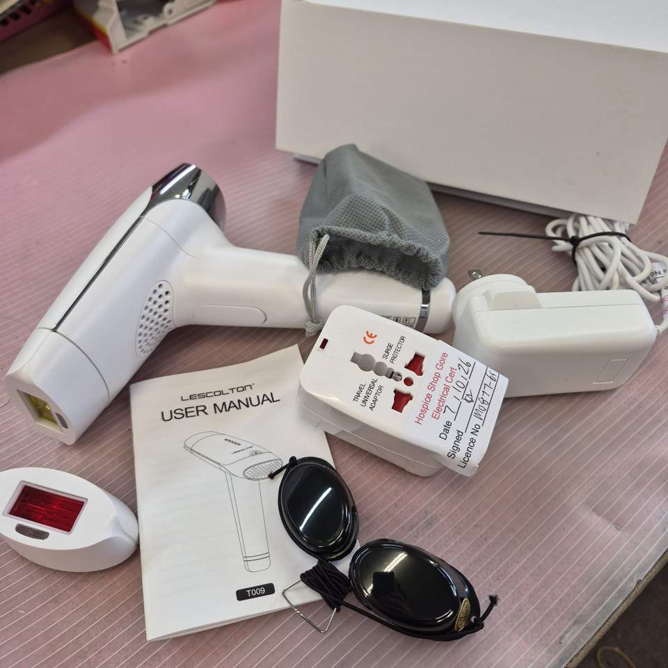LIKE NEW & READY TO GO!
Hospice Shop Gore has a Lescolton T009 beauty device for sale in like-new condition!
Perfect for at-home hair removal, skin rejuvenation, acne treatment and more.
Call in and grab a bargain!
 Available in store now.
Tag a beauty gadget lover!
#HospiceShopGore #HospiceSouth #OpShopFind #BeautyBargain #ShopSecondhand #GoreNZ
