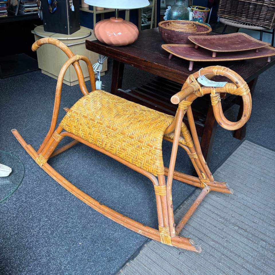 Today’s the day to venture out and find something unexpected
  We have:
Phil & Ted’s travel pram $40
Vintage enamel pot $40
Vintage rocking horse $65
Black shelves $8 each
Golf clubs and bags galore