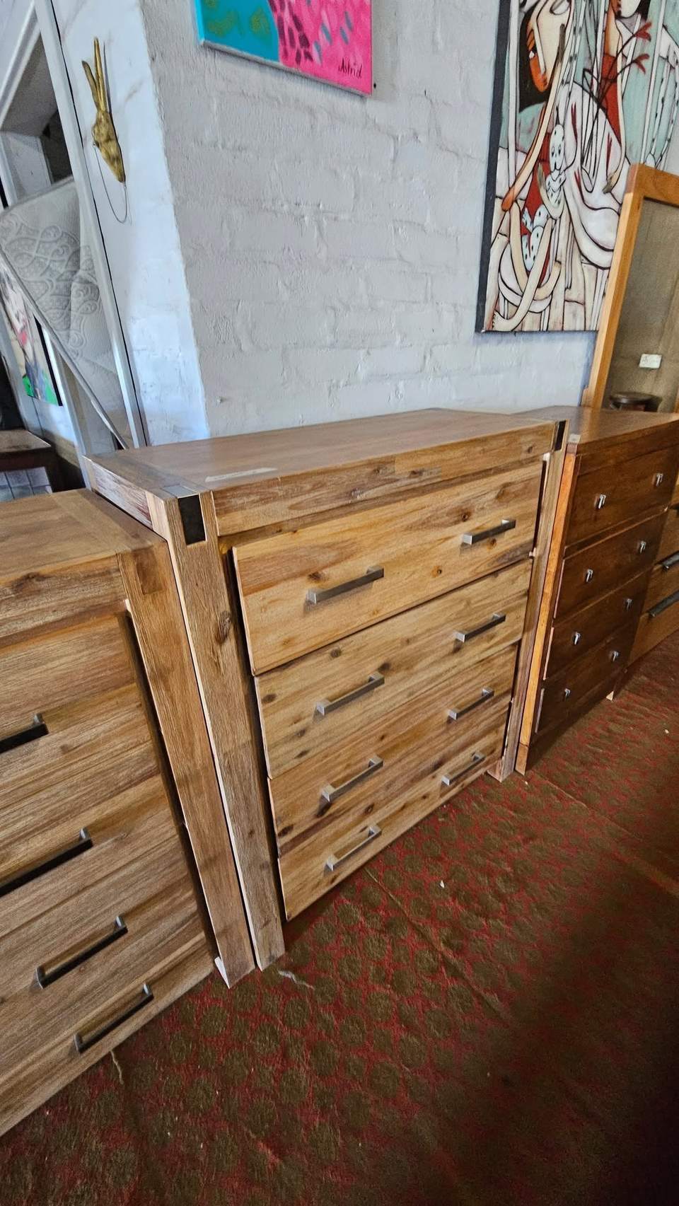 Im late im late for a very important date no time like another for a visit to Secondhand Wonderland 18 Urch St open 930 -3 weekdays 930 -1 Saturdays WE ALSO BUY AND SELL FURNITURE AND WHITEGOODS