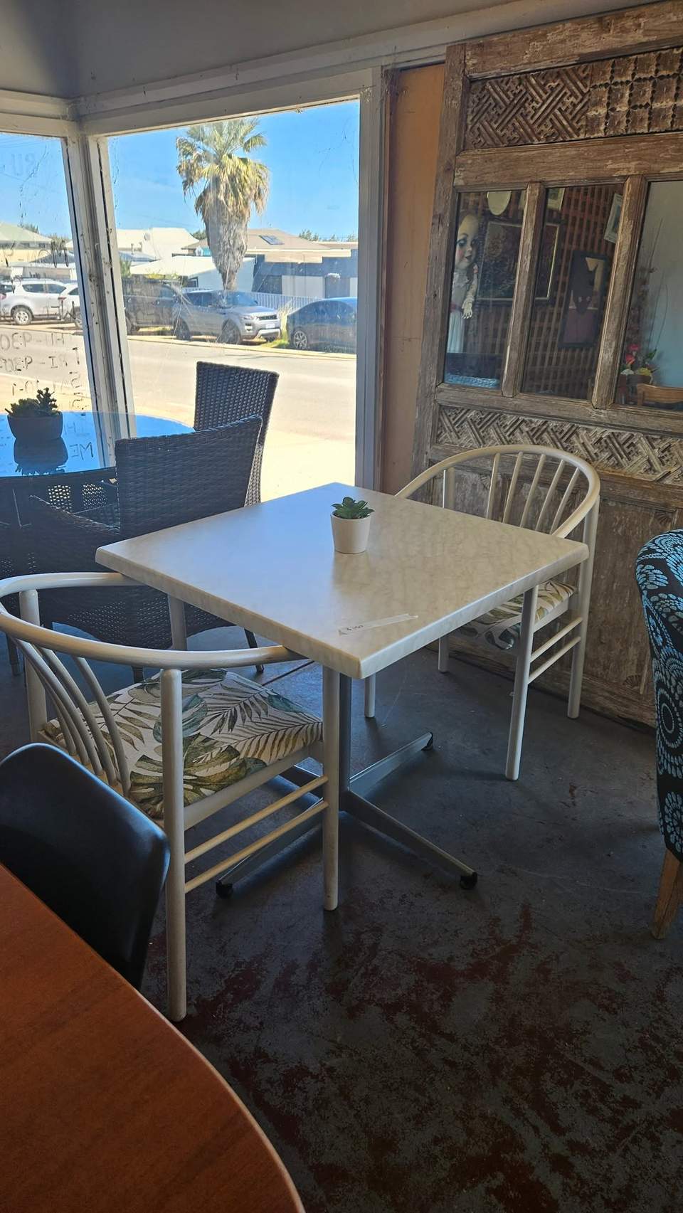 Im late im late for a very important date no time like another for a visit to Secondhand Wonderland 18 Urch St open 930 -3 weekdays 930 -1 Saturdays WE ALSO BUY AND SELL FURNITURE AND WHITEGOODS