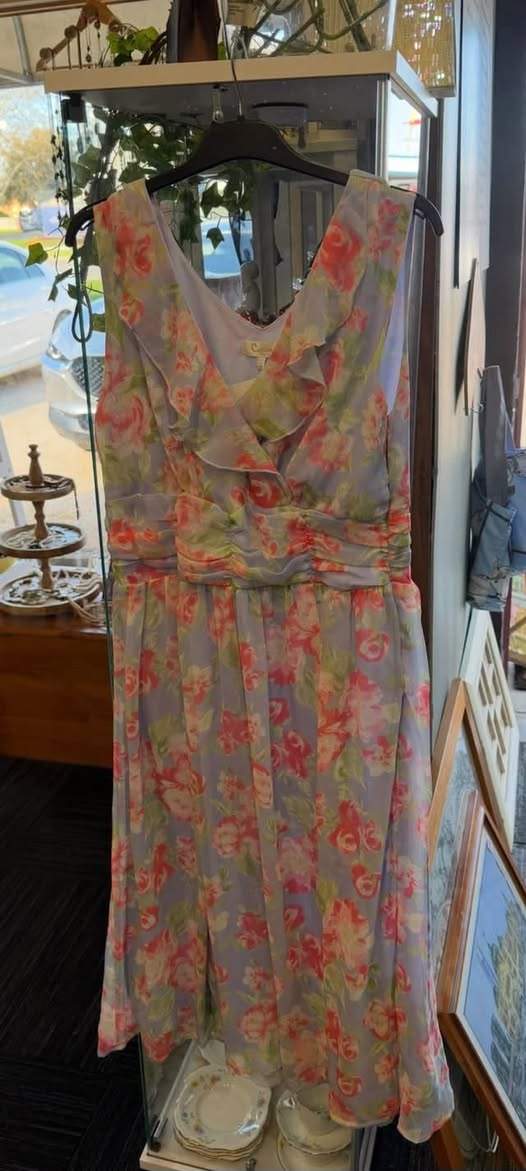 Have you been into Beautiful You Funky op Shop? We have had some beautiful summer clothing arrive. Our shoes are great and the bric a brac is very tempting. Oh and dont forget the jewellery.