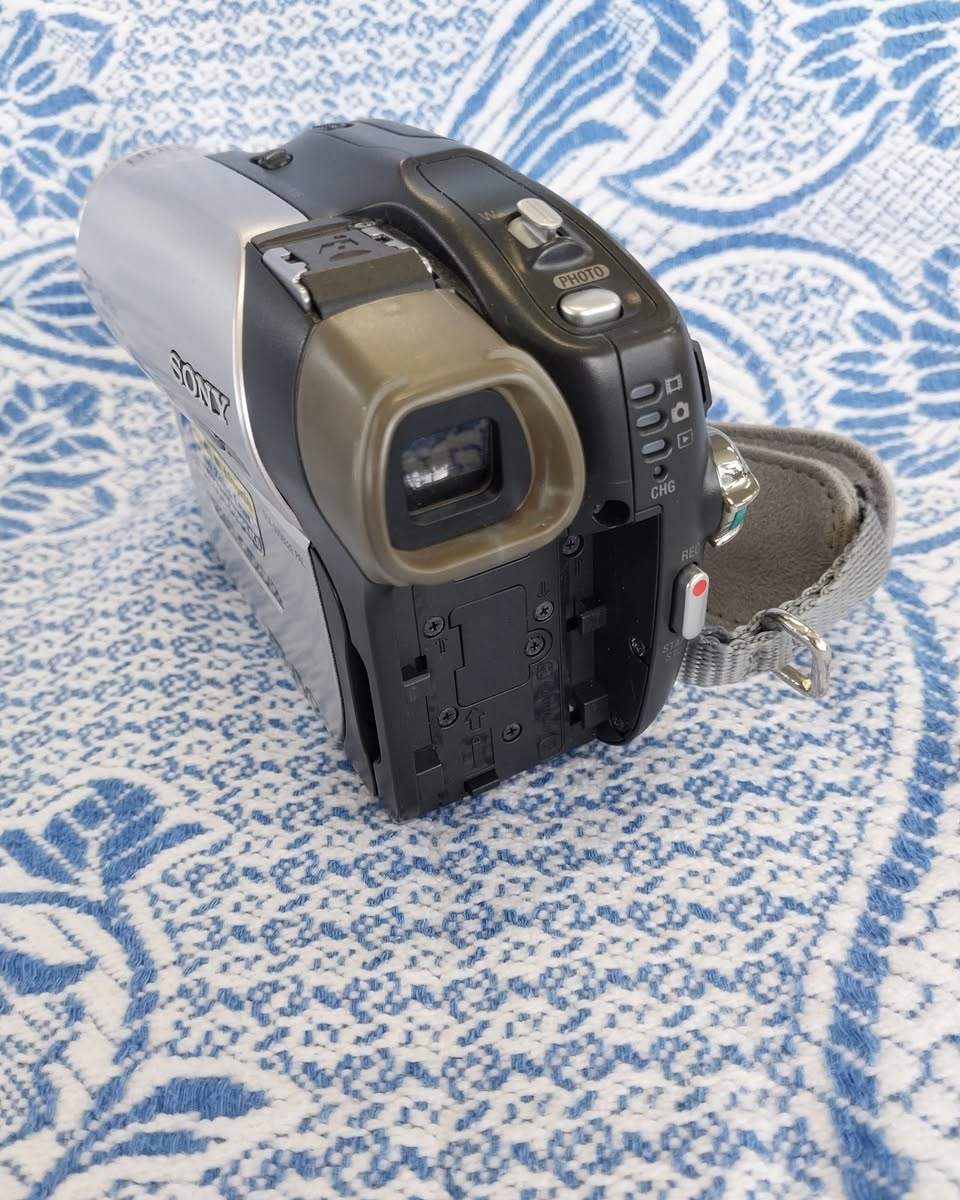 New instore
Sony Handy Cam
Comes with bag, battery, charger, cables etc
In great condition
Come on in and take a look we are Open 7 Days
If you are interested in any of the items shown , Please contact the  shop directly  by PHONE
        09 620 0399
                The Charity Corner
Supporting those living with ME/ Chronic Fatigue Syndrome & Fibromyalgia
1484 Dominion Road
Mt Roskill
At the roundabout with Richardson Road     Mon - Fri 10 - 5
Sat           10 - 4
Sun          11 - 3
PH 09 620 0399
 #sony #sonyhandycam #sonyhandycamDVD #sonycamera