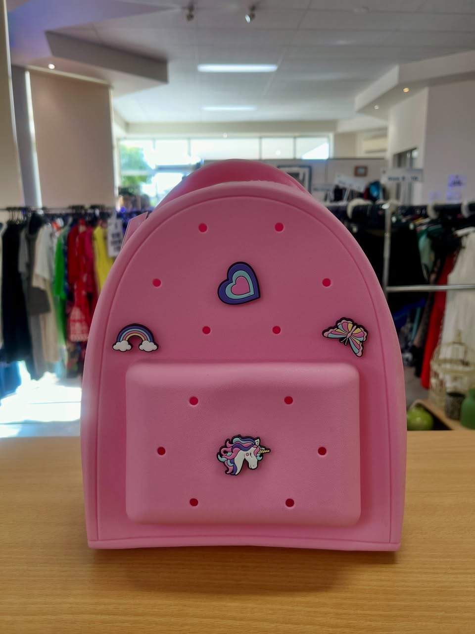 Cute kids stuff!
#secondhandshop #opshop #thrifter #goldcoast #kawaii