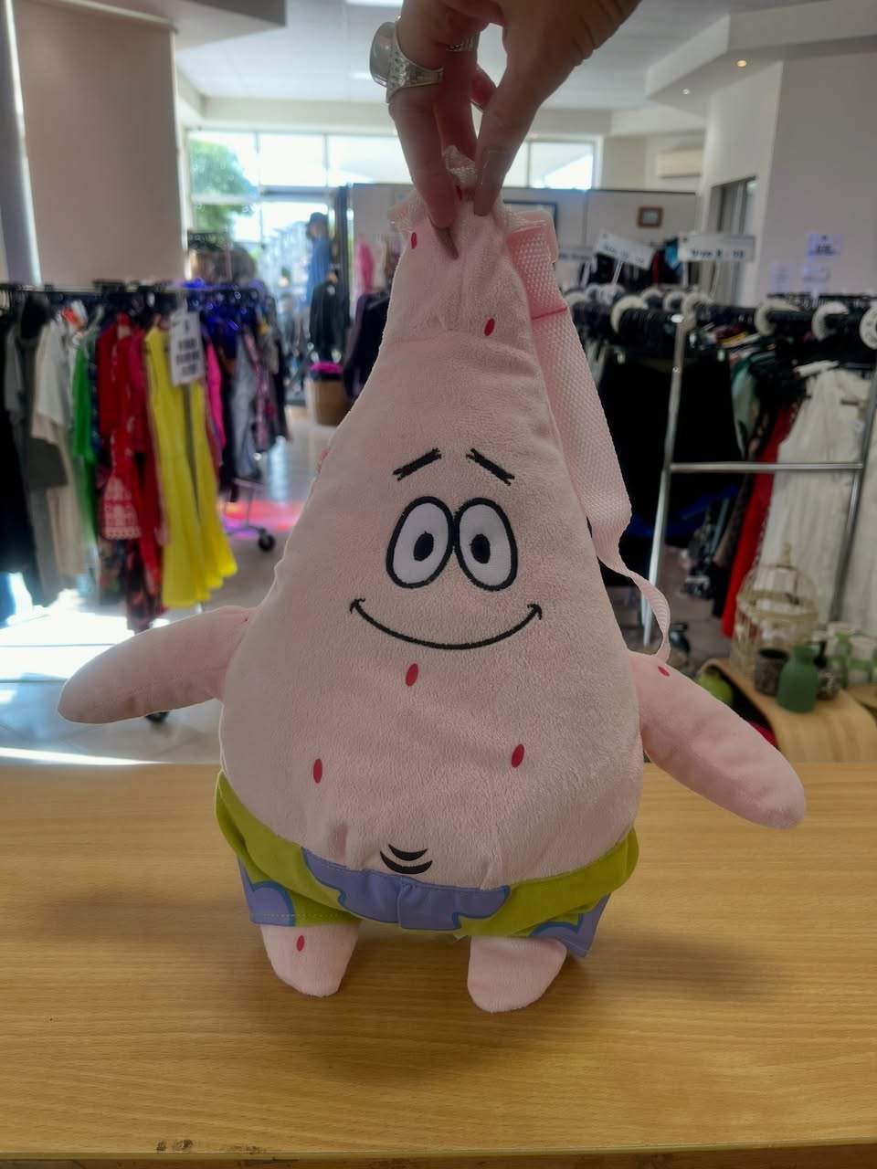 Cute kids stuff!
#secondhandshop #opshop #thrifter #goldcoast #kawaii