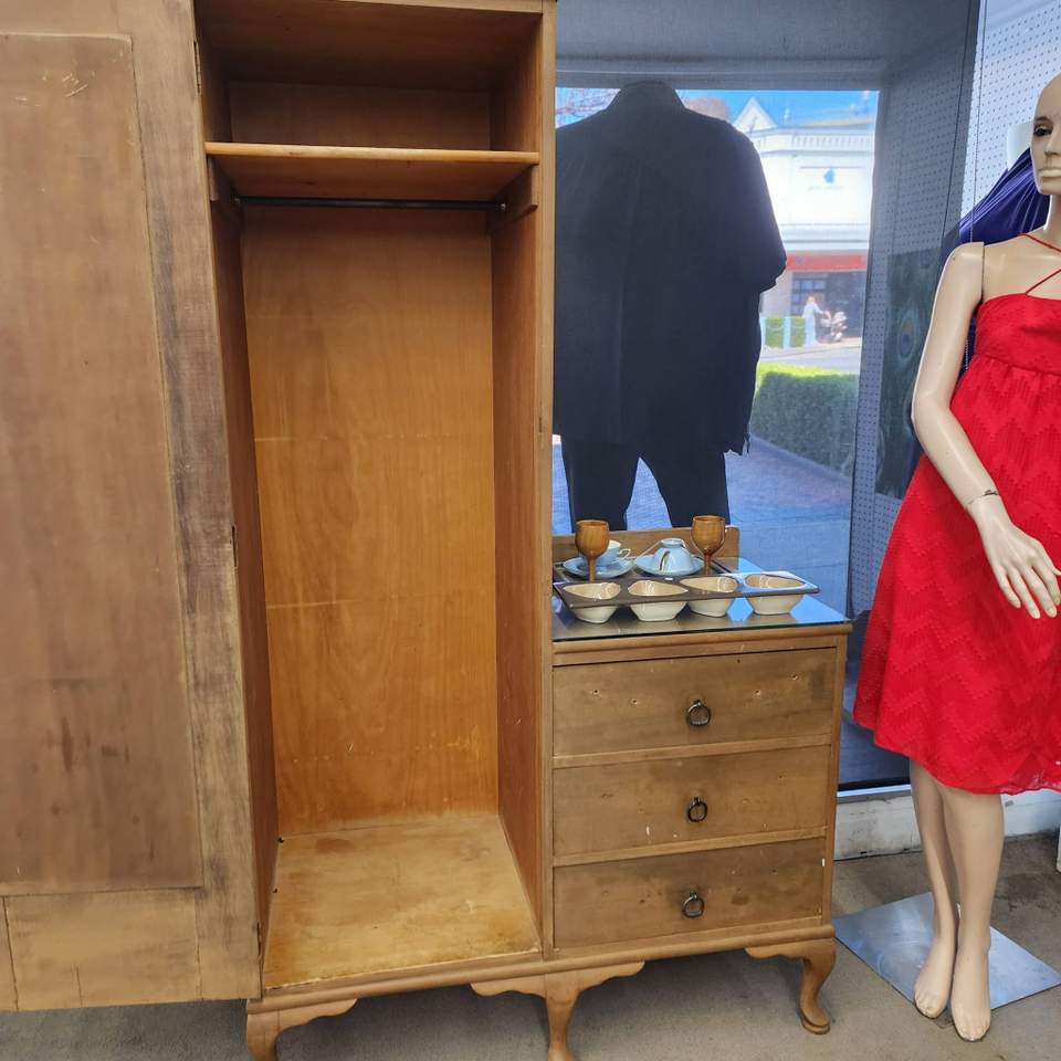Vintagr cupboard with drawers $90 #highlightseveryone