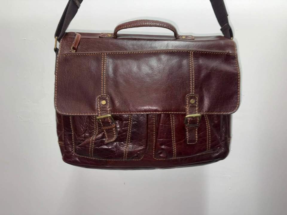 Good-quality unisex leather Aviator satchel in excellent condition, approximately 39 × 28 cm, offered in store for $115.