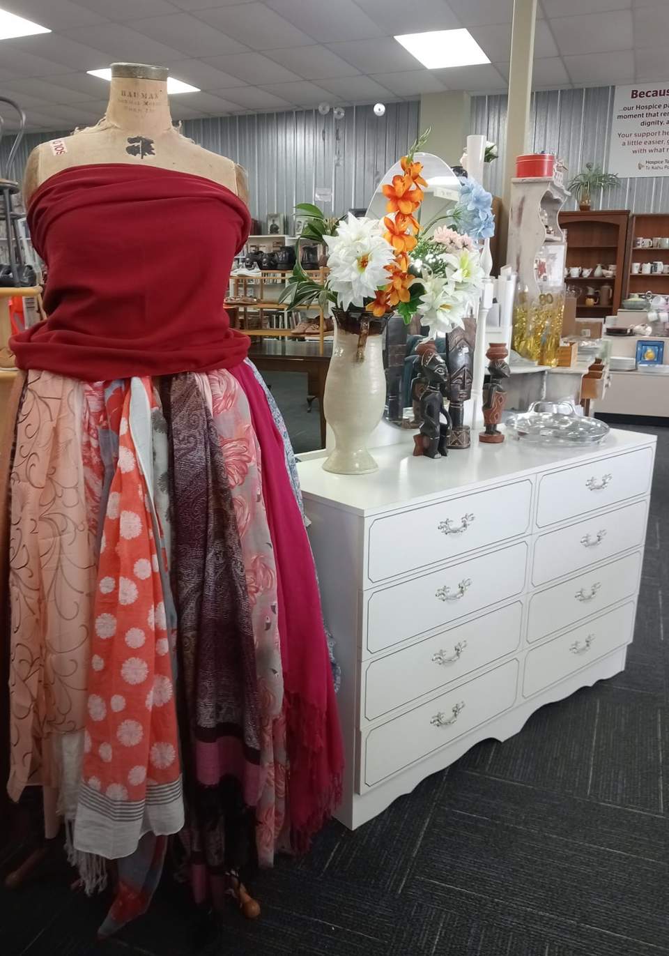 👗🔥 OK… OUR CLOTHING IS LOOKING SERIOUSLY GOOD RIGHT NOW! 🔥👗 We’ve been busy filling the racks and there are some ABSOLUTELY STUNNING pieces out there right now! 😍 Dresses, jackets, tops, pants, gorgeous labels, everyday favourites and those completely random treasures that make op-shopping dangerous for the wallet… 😂🛍️ And the best part? You NEVER know what you’re going to find. So we want to know… 👀👇 💬 WHAT’S THE ONE THING YOU CAN NEVER WALK PAST IN AN OP SHOP? 👗 A gorgeous dress? 🧥 A great jacket? 👖 The perfect pair of jeans? 👚 Tops you definitely don't need another one of? 😂 ✨ A label you recognise? 💎 Or that completely random ONE-OFF find? Tell us below! 👇 Bonus points if you’ve ever walked into our shop for “just a quick look” and somehow walked back out with a bag. 😂🙋‍♀️ ♻️ New pieces are constantly making their way onto the floor, so if you haven't had a rummage lately… it might be time. 👀 📍 Stratford Hospice Shop 🕘 Tuesday–Friday | 9am–3pm 🕘 Saturday | 9am–1pm 💛 Come for a browse. Stay for the treasure hunt. Support Hospice care across Taranaki. #StratfordHospiceShop #HospiceTaranaki #OpShopFinds #ThriftedFashion #PreLovedFashion #SecondHandStyle #StratfordNZ #Taranaki #ShopLocal