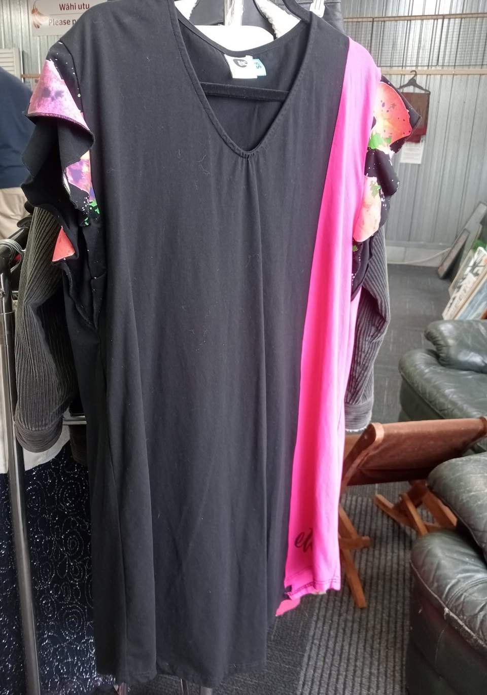 👗🔥 OK… OUR CLOTHING IS LOOKING SERIOUSLY GOOD RIGHT NOW! 🔥👗 We’ve been busy filling the racks and there are some ABSOLUTELY STUNNING pieces out there right now! 😍 Dresses, jackets, tops, pants, gorgeous labels, everyday favourites and those completely random treasures that make op-shopping dangerous for the wallet… 😂🛍️ And the best part? You NEVER know what you’re going to find. So we want to know… 👀👇 💬 WHAT’S THE ONE THING YOU CAN NEVER WALK PAST IN AN OP SHOP? 👗 A gorgeous dress? 🧥 A great jacket? 👖 The perfect pair of jeans? 👚 Tops you definitely don't need another one of? 😂 ✨ A label you recognise? 💎 Or that completely random ONE-OFF find? Tell us below! 👇 Bonus points if you’ve ever walked into our shop for “just a quick look” and somehow walked back out with a bag. 😂🙋‍♀️ ♻️ New pieces are constantly making their way onto the floor, so if you haven't had a rummage lately… it might be time. 👀 📍 Stratford Hospice Shop 🕘 Tuesday–Friday | 9am–3pm 🕘 Saturday | 9am–1pm 💛 Come for a browse. Stay for the treasure hunt. Support Hospice care across Taranaki. #StratfordHospiceShop #HospiceTaranaki #OpShopFinds #ThriftedFashion #PreLovedFashion #SecondHandStyle #StratfordNZ #Taranaki #ShopLocal