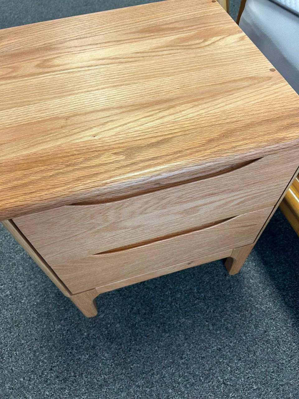 Happy Spring!!😍 we have new arrivals of furnitures in store awaiting new homes. Lots of couches, side bed drawers, Ecosa queen mattress, shelves and so much more in store. We look forward to seeing you all here🥰